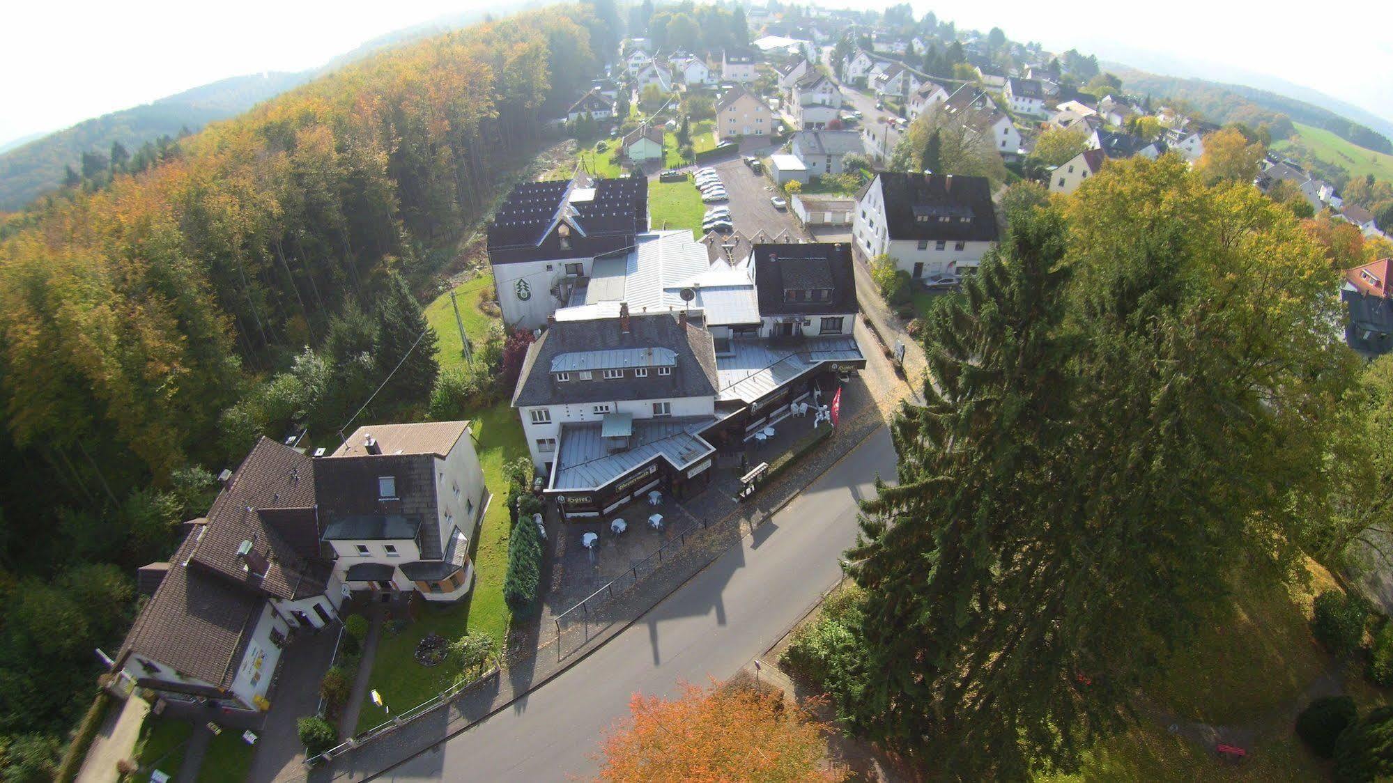 Landhotel Westerwald Ehlscheid Exterior photo