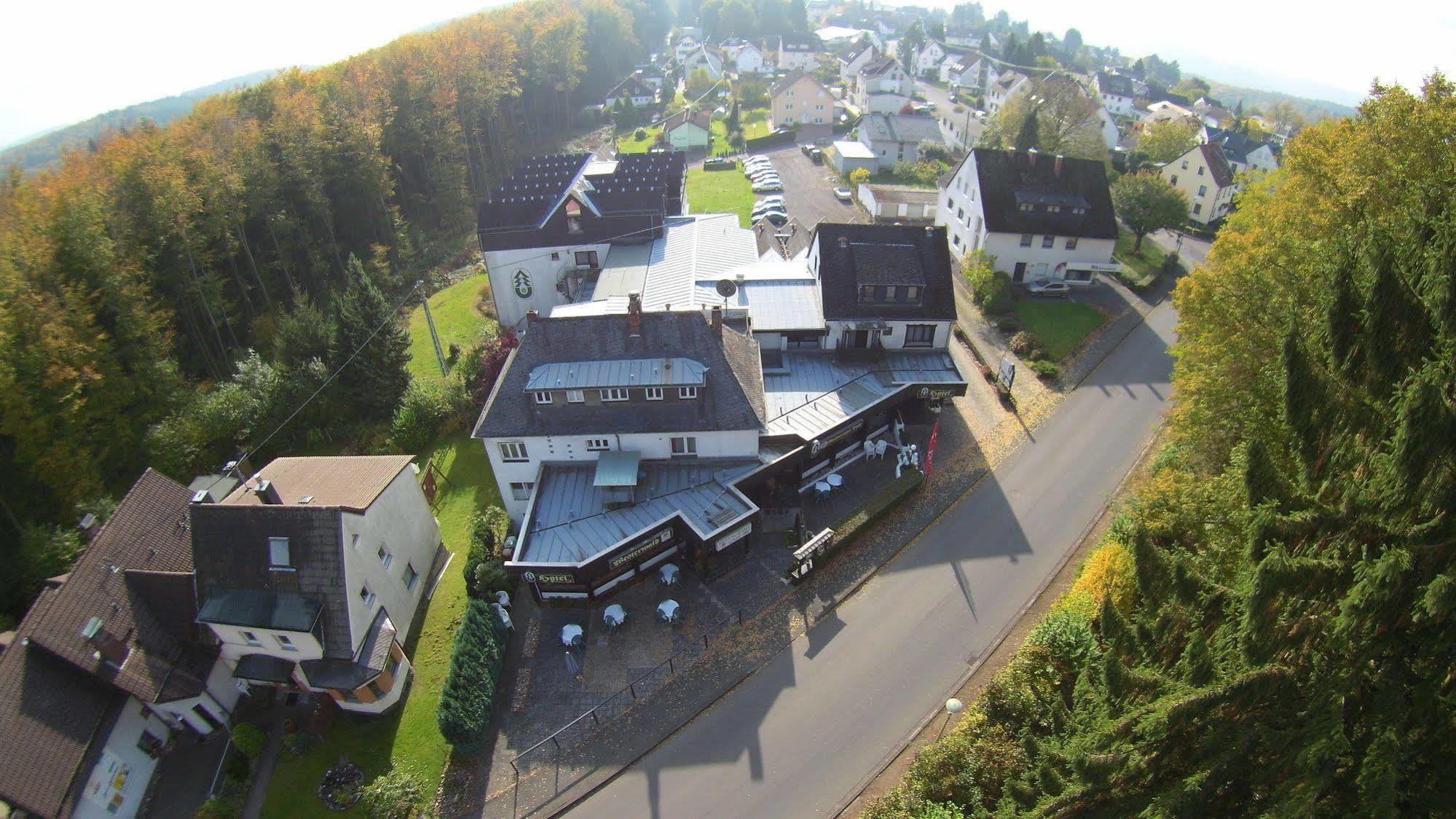 Landhotel Westerwald Ehlscheid Exterior photo