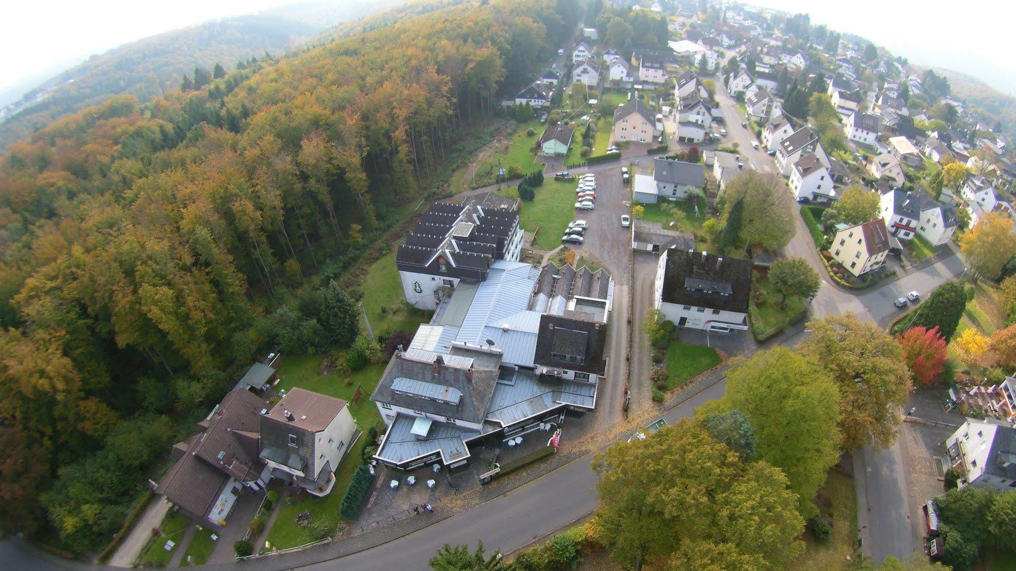 Landhotel Westerwald Ehlscheid Exterior photo